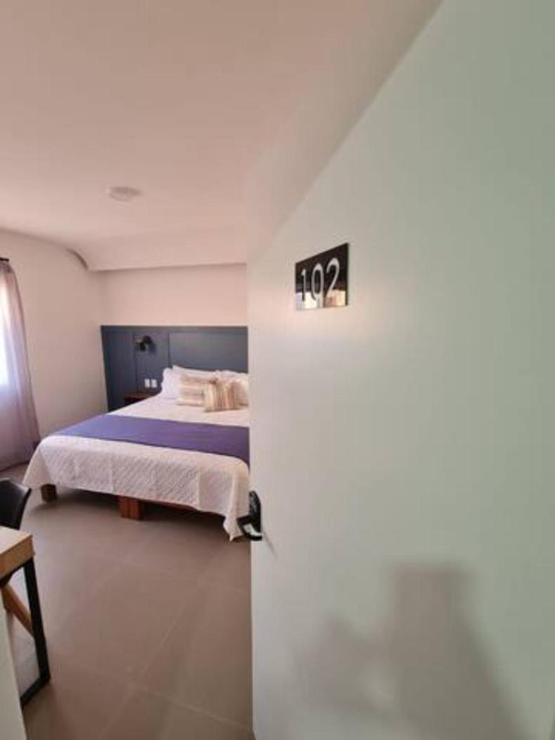 Urban Justo Sierra Aparthotel Guadalajara Ngoại thất bức ảnh