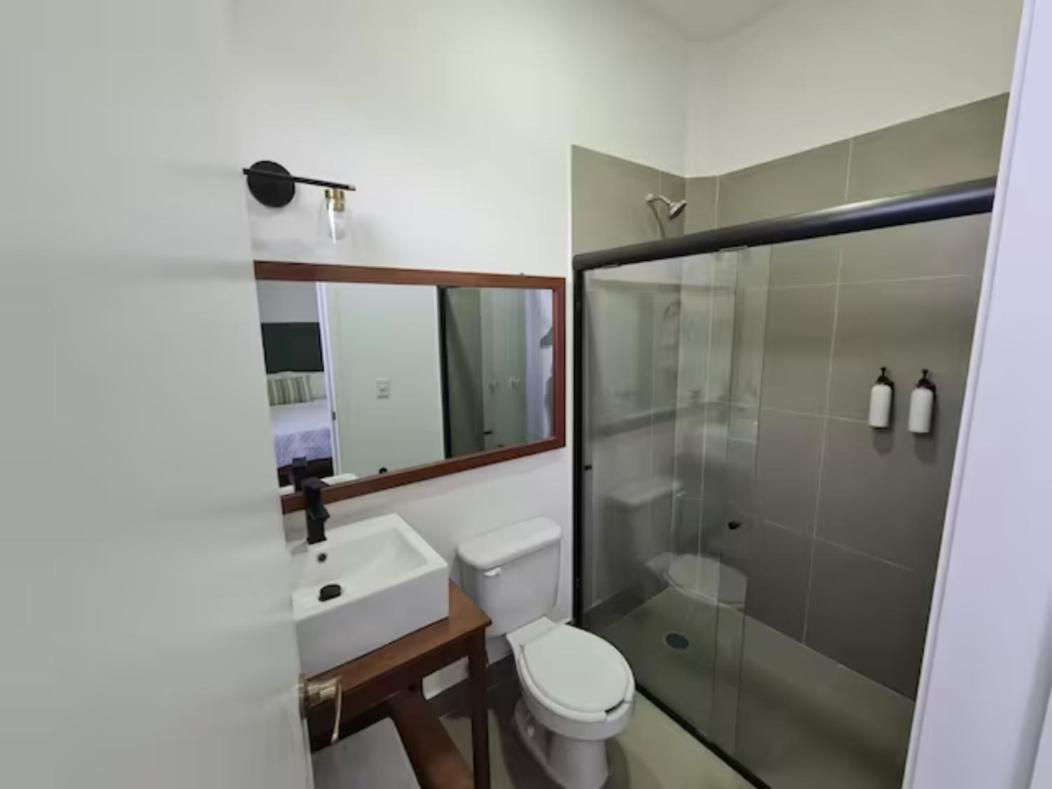 Urban Justo Sierra Aparthotel Guadalajara Ngoại thất bức ảnh